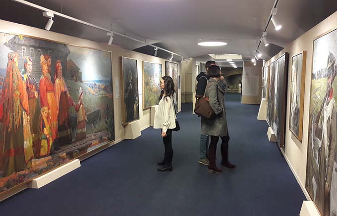 В Риме в рамках "Русских сезонов" открылась выставка работ выпускников Российской академии живописи Ильи Глазунова