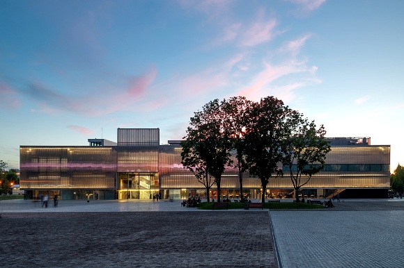 Музей современного искусства «Гараж» планирует отмечать 10-летний юбилей в течение всего лета