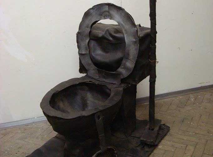 Rubber toilet of a series of "Eternal Values" by artist Vladimir Kozina joined the collection of the Russian Museum