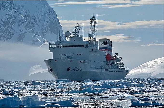 First Antarctic Biennale began work on the ship "Akademik Sergey Vavilov"