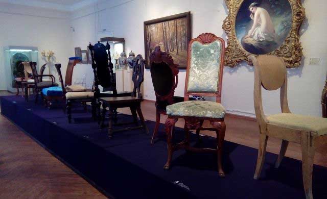 The exhibition "12 chairs from the palace, and the Lost Treasure of Russian aristocracy" was opened in Omsk