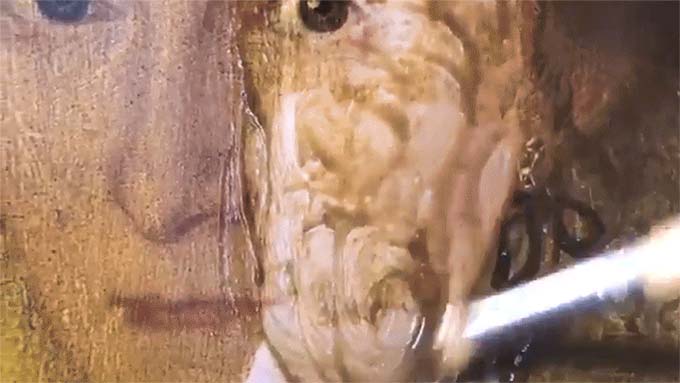 Watch an Oil Painting Instantly Lose 200 Years of Grimy Varnish