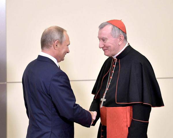 Владимир Путин сообщил о готовящейся в Ватикане масштабной выставке "От иконописи до авангарда"
